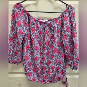 Escapada offshoulder top